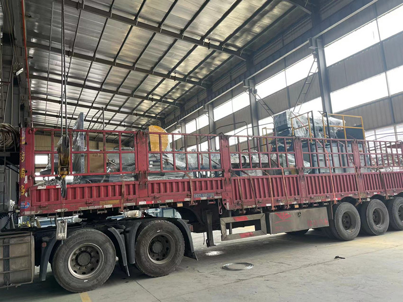 Peak Steel Wire Winding Pipe Machine 300-1200mm သင်္ဘောနှစ်ထပ်ကို ယူနန်သို့ ပို့ဆောင်ပါ။