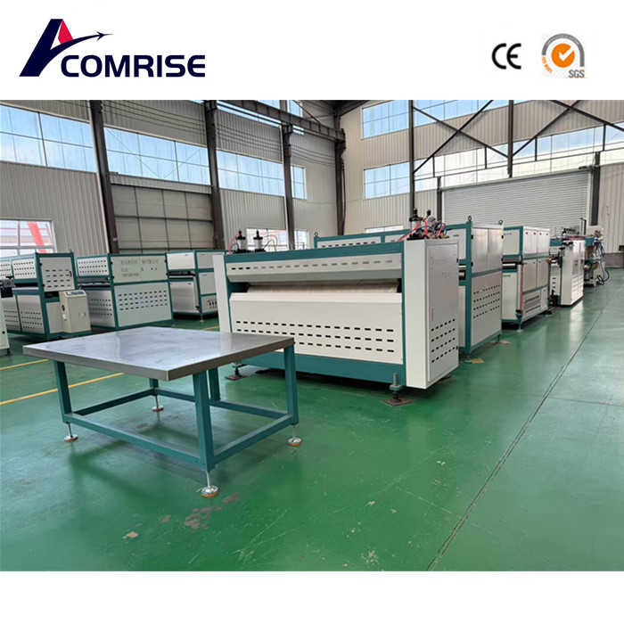 PP Hollow Grid Production လိုင်းသည်ပလတ်စတစ်လုံးလေးများသည်ပလတ်စတစ်လုံးလေးများကို Hollow Grid ဘုတ်သို့မည်သို့ပြောင်းလဲစေသနည်း။